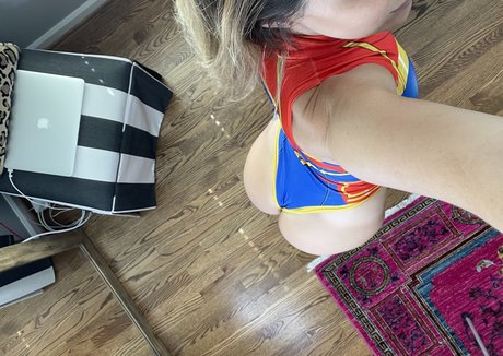 Peach Perfect pornstar exclusive photos