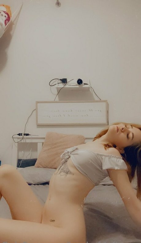 torchofdefiance model adult gallery