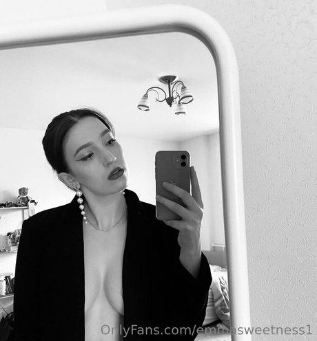 emmasweetness1 pornstar hd picture