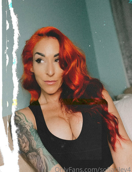 sofiariley4 erotic star photo