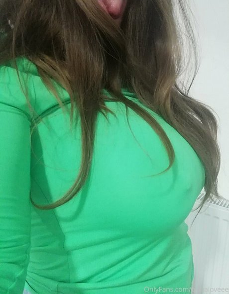 brinaloveee hd pornstar img