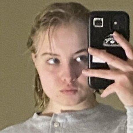 Mace Griffin hot star pics