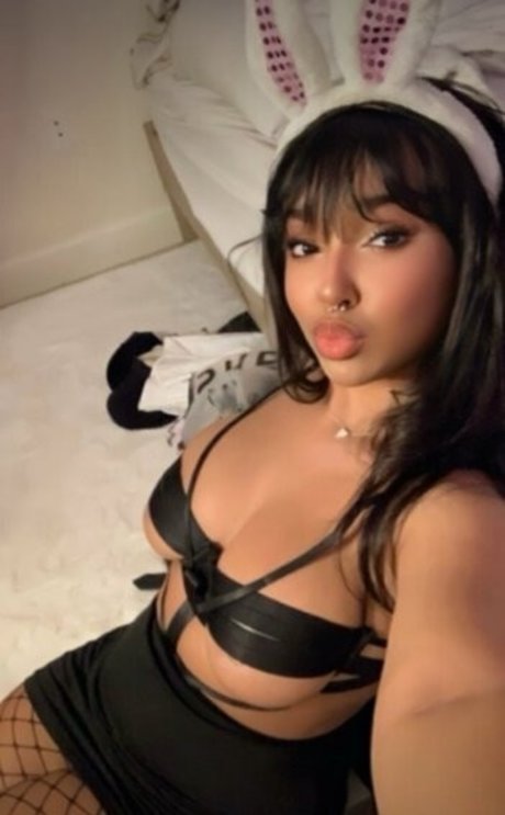 lovesicksavii star sexy images