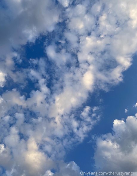 lesbian kissing onlyfans hot xxx images