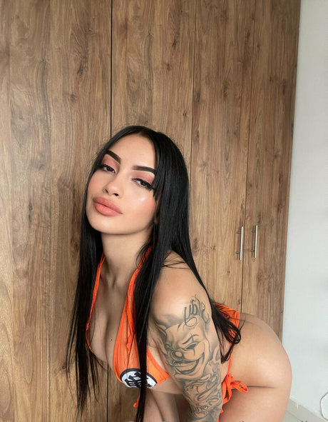 karenxdiaz free actress picture