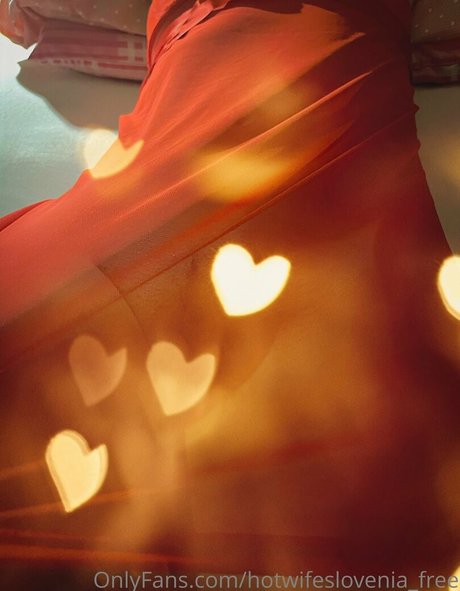 hotwifeslovenia free porn actress image