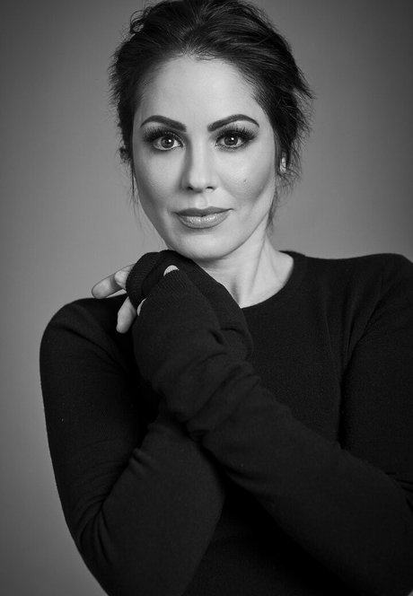 Michelle Borth hd star gallery