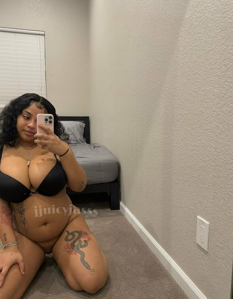 jjuicyjasss4free model free pics