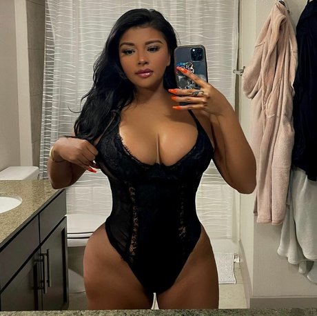 Ceciliuh_ high quality pornstar photos