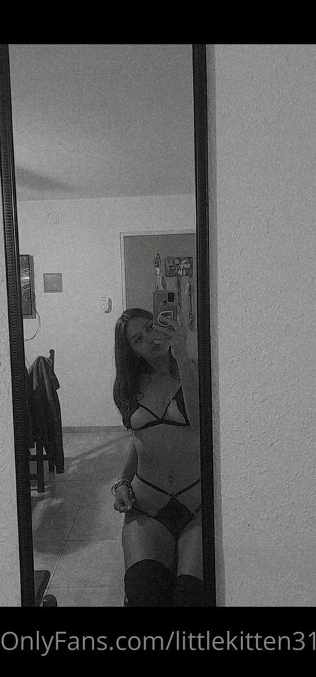 littlekitten31 beautiful model img