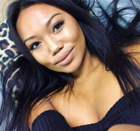 chopstiix nude actress photo