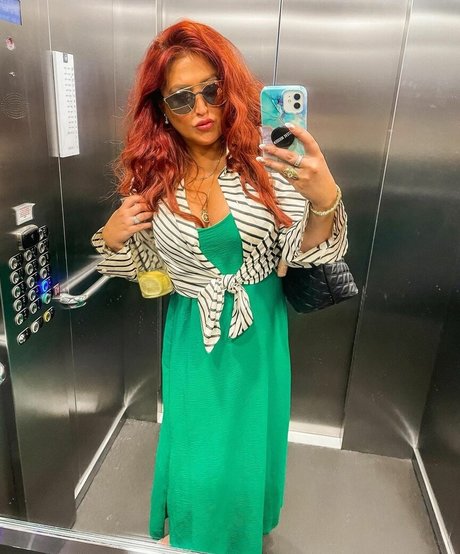 SoCal Val beautiful actress pic