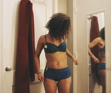 Gugu Mbatha Raw art pornstar pics