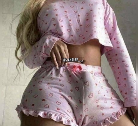its analee__ pornstar pretty images