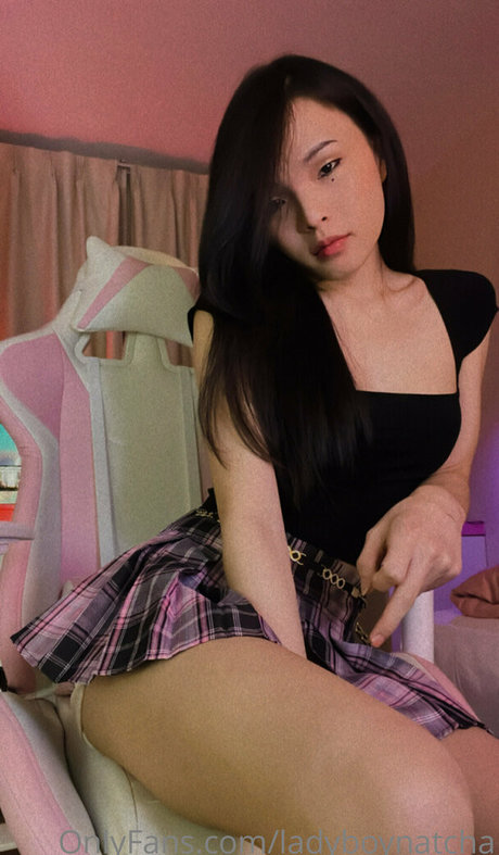 ladyboynatcha free pornstar pictures