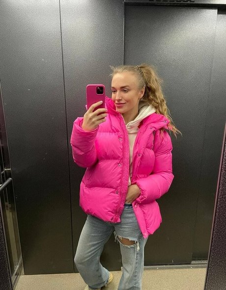 your nice aislin perfect model pic