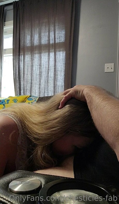 chesticles fab top actress images