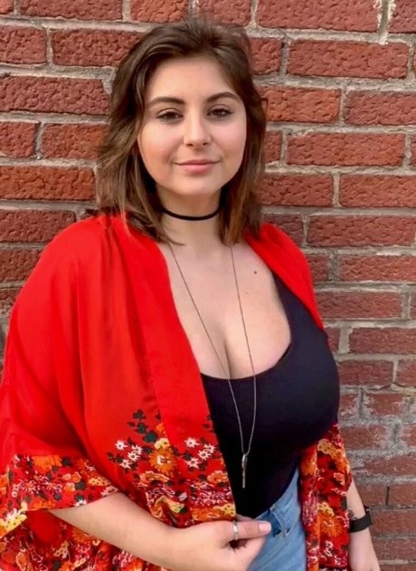 18 year old onlyfans art naked gallery