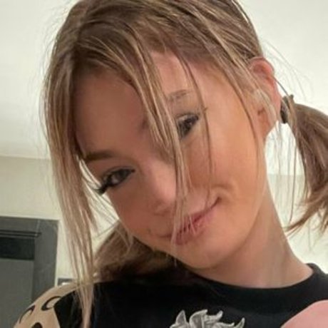 Skylar Rae high quality pornstar pics