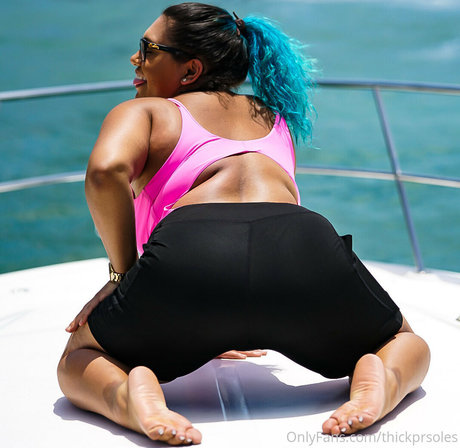 japanese blowjob onlyfans erotic image