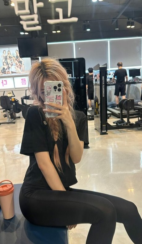 satanmate adult model img