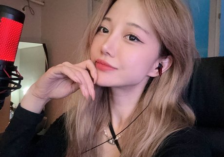 satanmate model perfect photos