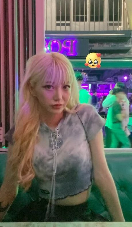 satanmate pornographic actress pic