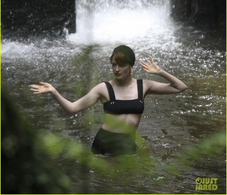 Florence Welch star photo