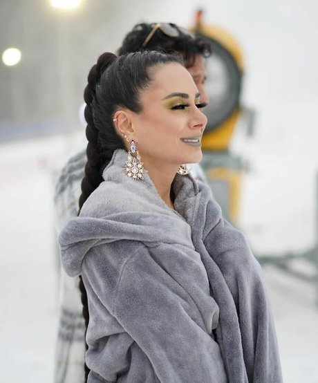 amateur swinger onlyfans art nude galleries