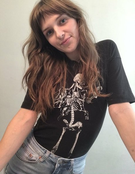 parisbush porn star picture