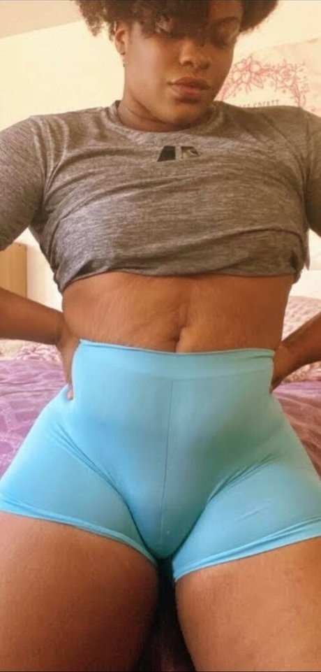 Elle themuse pretty pornstar image