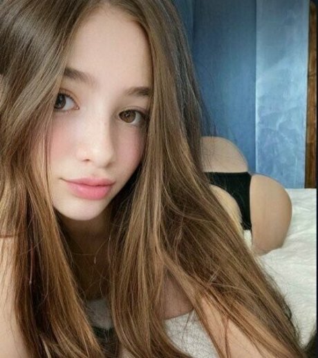 violetcherryy model beautiful img