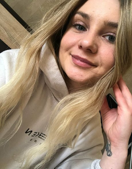 violetcherryy pornstar nice pics