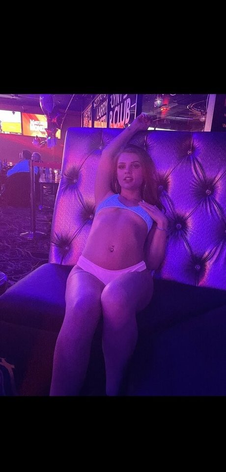 Tiffany Taylor hd pornstar pics