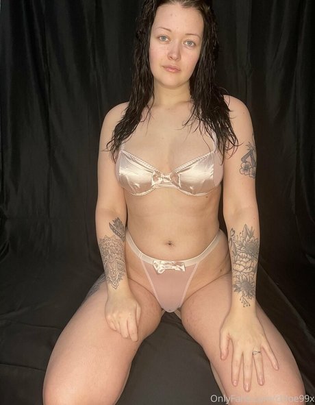 cara99xx sex actress photo