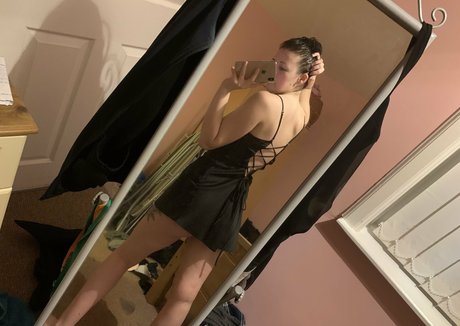 milf yoga onlyfans pornographic image