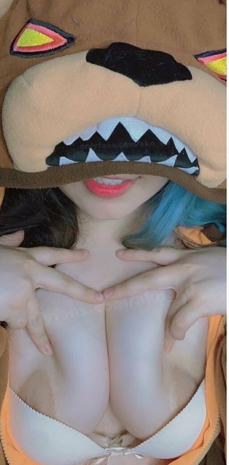 akn k0 best actress pic