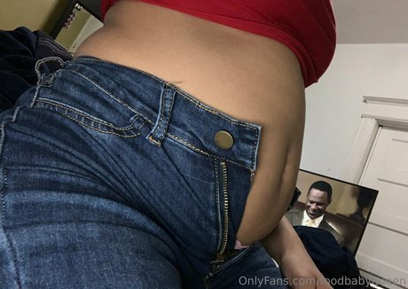 foodbabyqueen Profile pic