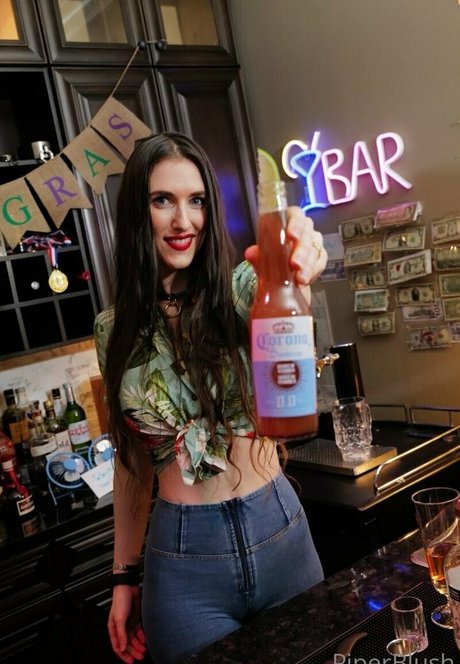 piperblushfree model sex pictures