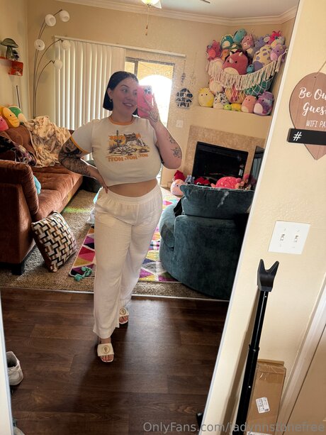 jadynnstonefree beautiful actress photos