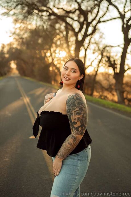 jadynnstonefree xxx model pics