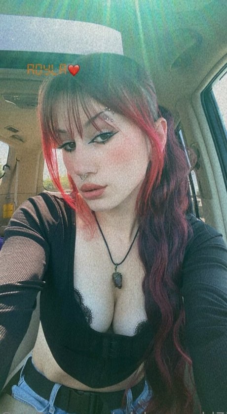 adylasworld pretty actress gallery