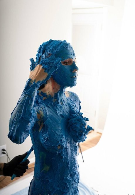 adylasworld art actress galleries