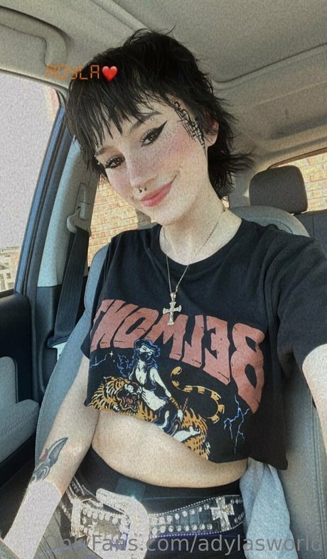 adylasworld model images