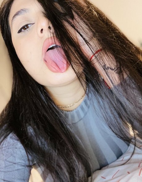 mydaisydolly erotic actress photo