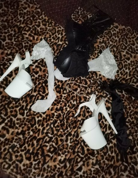 tattoolady d free pretty actress gallery