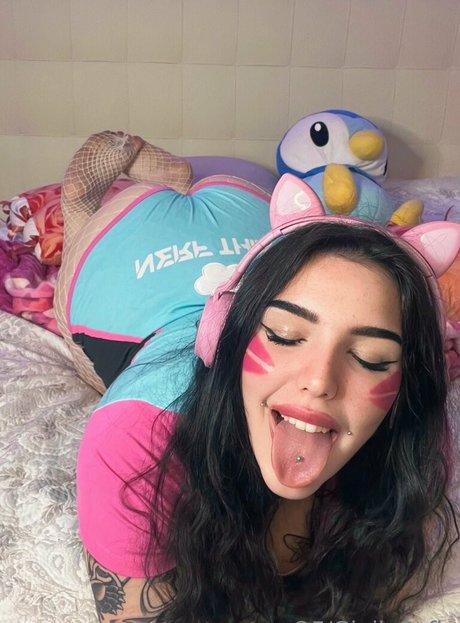 giuliasofiaof sexy actress image