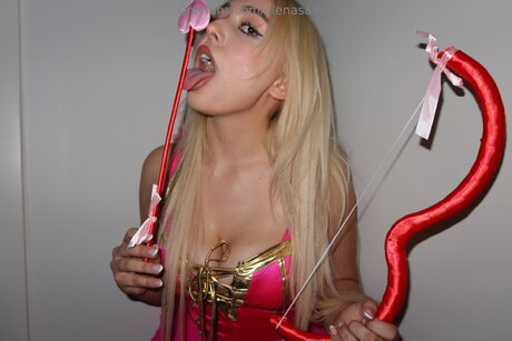 elenasainte high quality star pictures