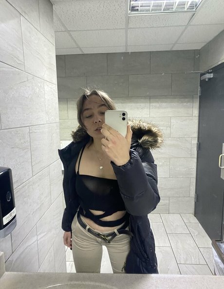 elenasainte free actress pictures