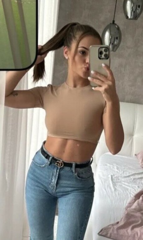 Pap Dorci naked pornstar photos